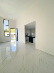 https://img.olx.com.br/thumbs256x256/63/638548164236671.jpg