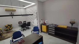 https://img.olx.com.br/thumbs256x256/63/638566645733962.jpg