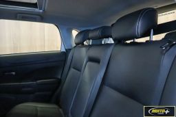 https://img.olx.com.br/thumbs256x256/63/638568408883689.jpg