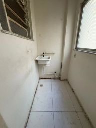 https://img.olx.com.br/thumbs256x256/63/638576882351806.jpg
