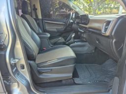 https://img.olx.com.br/thumbs256x256/63/638616907875207.jpg