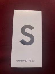 Título do anúncio: Galaxy S21 FE 5G 128 GB Preto + Galaxy Buds 2