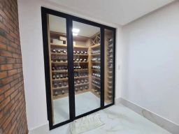https://img.olx.com.br/thumbs256x256/63/639564887173011.jpg