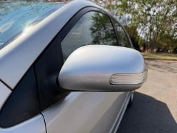 https://img.olx.com.br/thumbs256x256/63/639639686270157.jpg