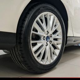 https://img.olx.com.br/thumbs256x256/63/639681304130626.jpg