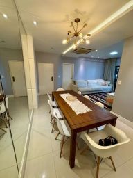 https://img.olx.com.br/thumbs256x256/64/640531722943630.jpg