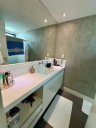 https://img.olx.com.br/thumbs256x256/64/640572363912019.jpg