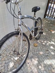 https://img.olx.com.br/thumbs256x256/64/640578252721844.jpg