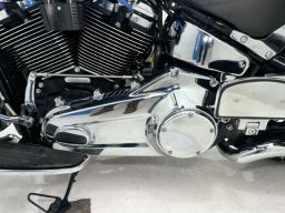 https://img.olx.com.br/thumbs256x256/64/641525529544883.jpg