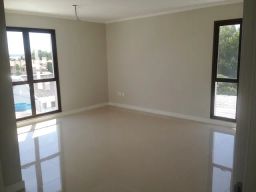 https://img.olx.com.br/thumbs256x256/64/641531861358228.jpg