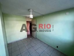 https://img.olx.com.br/thumbs256x256/64/641565281160839.jpg