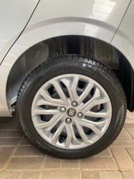 https://img.olx.com.br/thumbs256x256/64/641681198383923.jpg