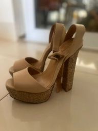 https://img.olx.com.br/thumbs256x256/64/642497557718835.jpg