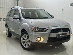 https://img.olx.com.br/thumbs256x256/64/642668190403321.jpg