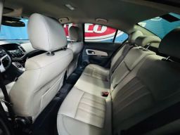https://img.olx.com.br/thumbs256x256/64/643506765794289.jpg