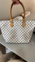 Bolsa Louis Vuitton Batignolles vertical usada com certificado - Bolsas,  malas e mochilas - Residencial Alto das Caraíbas, Luziânia 1243378083