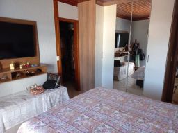 https://img.olx.com.br/thumbs256x256/64/644469582957029.jpg