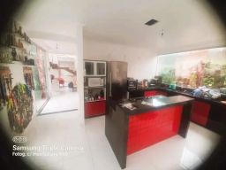 https://img.olx.com.br/thumbs256x256/64/644525878918014.jpg