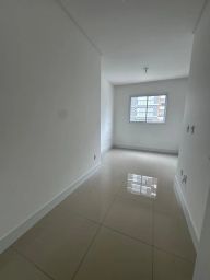 https://img.olx.com.br/thumbs256x256/64/644652790674528.jpg
