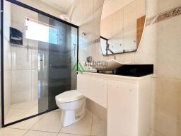 https://img.olx.com.br/thumbs256x256/64/645525386298770.jpg