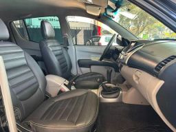 https://img.olx.com.br/thumbs256x256/64/645684788328306.jpg