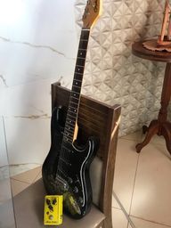 Título do anúncio: Guitarra elétrica seminova condor 