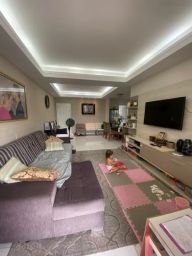 https://img.olx.com.br/thumbs256x256/64/646474901065596.jpg