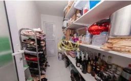 https://img.olx.com.br/thumbs256x256/64/646525630269691.jpg