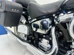 https://img.olx.com.br/thumbs256x256/64/646588165296415.jpg