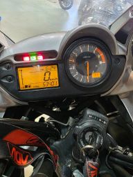 https://img.olx.com.br/thumbs256x256/64/646588767997703.jpg