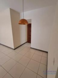 https://img.olx.com.br/thumbs256x256/64/647489238434133.jpg