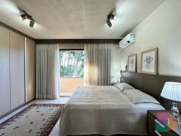 https://img.olx.com.br/thumbs256x256/64/647517646618078.jpg