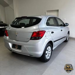 https://img.olx.com.br/thumbs256x256/64/647518022218729.jpg