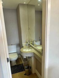 https://img.olx.com.br/thumbs256x256/64/647529635904205.jpg