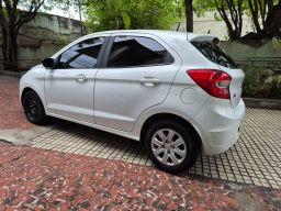 https://img.olx.com.br/thumbs256x256/64/647556758150231.jpg