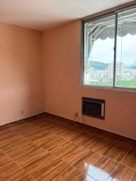 https://img.olx.com.br/thumbs256x256/64/647558286451826.jpg