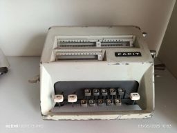 https://img.olx.com.br/thumbs256x256/64/647560045633987.jpg