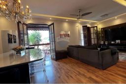 https://img.olx.com.br/thumbs256x256/64/647572167536693.jpg