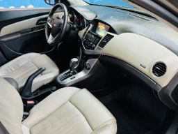 https://img.olx.com.br/thumbs256x256/64/647584407461915.jpg