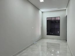 https://img.olx.com.br/thumbs256x256/64/647628333179464.jpg