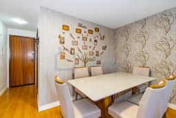 https://img.olx.com.br/thumbs256x256/64/647667681436560.jpg