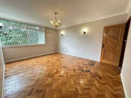 https://img.olx.com.br/thumbs256x256/64/648534522633984.jpg
