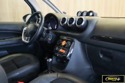 https://img.olx.com.br/thumbs256x256/64/648549883069868.jpg