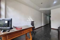 https://img.olx.com.br/thumbs256x256/64/648598047651970.jpg