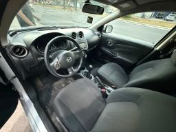 https://img.olx.com.br/thumbs256x256/64/648679931008884.jpg