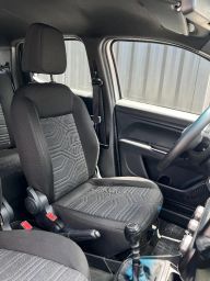https://img.olx.com.br/thumbs256x256/64/648695084678809.jpg