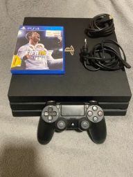 PS4 Pró + 2 controles - Videogames - Nova Porto Velho, Porto Velho  1258733016