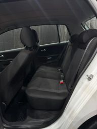 https://img.olx.com.br/thumbs256x256/65/650611441625461.jpg