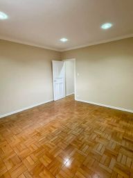 https://img.olx.com.br/thumbs256x256/65/650632062869950.jpg