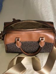 https://img.olx.com.br/thumbs256x256/65/651420565970687.jpg